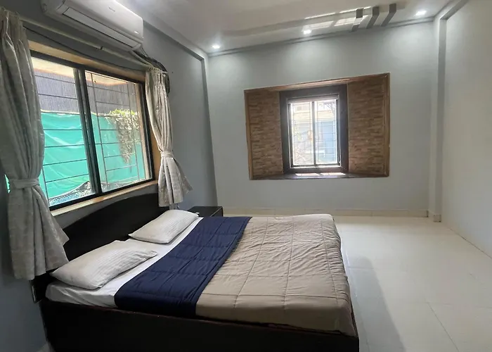 Ll Empyrean Stay Ll 3Bhk Ll Maharaja Villa Ll Vintage Property Ll Private Pool Ll Free Wifi Ll Lonavala